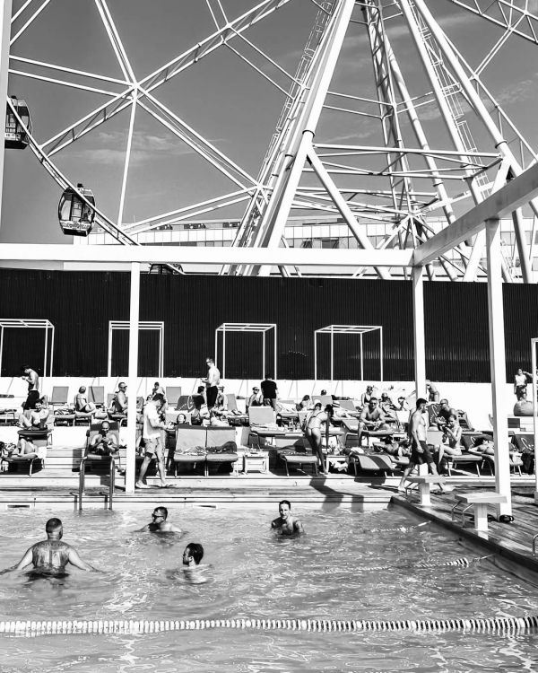 Лучшие пляжные клубы Москвы, где можно отпраздновать