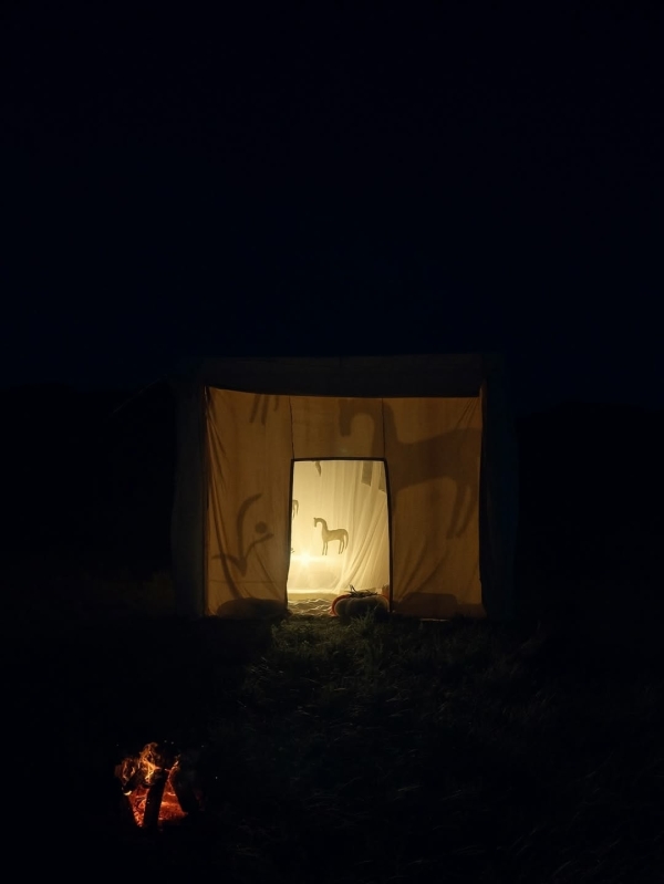 Нужно ли приглашать на свадьбу гостей вместе