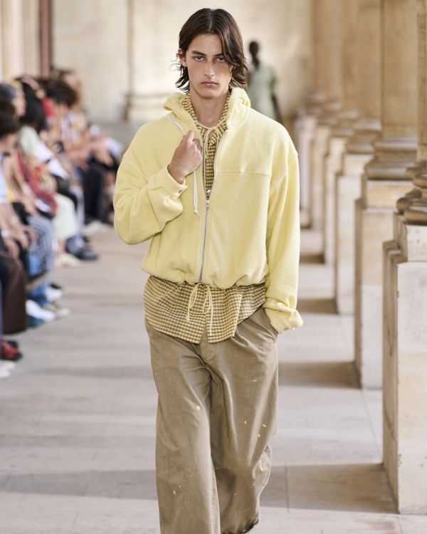 Растрепанный боб и каре: какие стрижки с