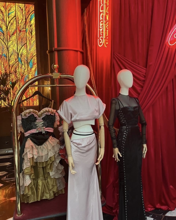 Сверкуче-сверкуче! Бурлеск-шоу на презетанции совместной коллекции Daniil