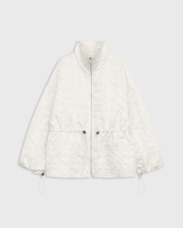 Тренд на прозрачность создан для жаркой погоды.