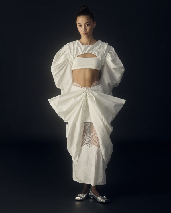 Тренд на прозрачность создан для жаркой погоды.