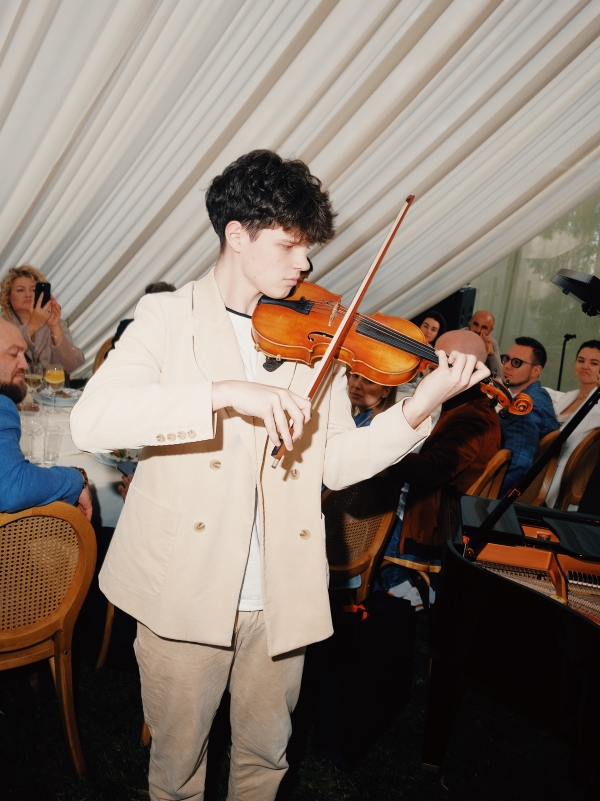 Интервью с невестой: о свадьбе на заднем