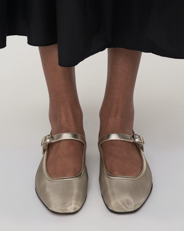 Балетки — лучшая летняя обувь для невесты