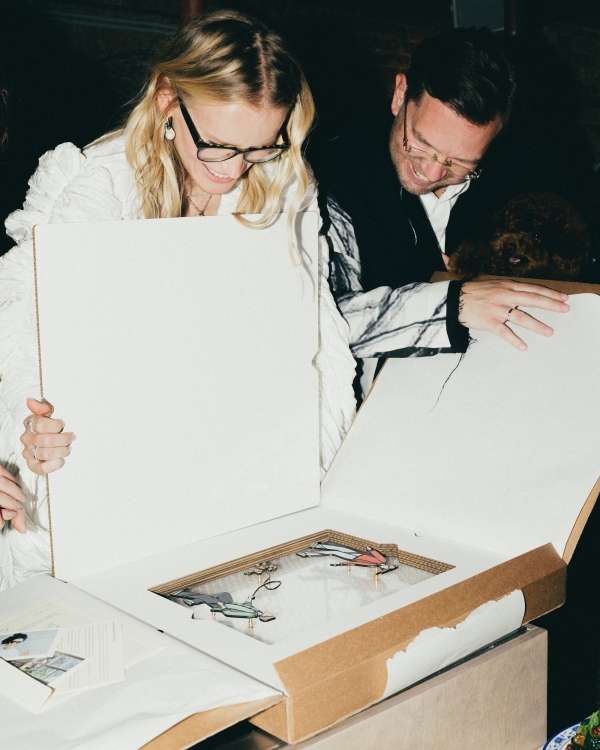 Интервью с невестой о свадьбе в эстетике