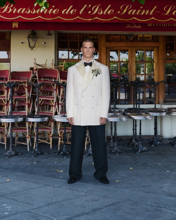 Демна Гвасалия показал, как выглядит невеста Balenciaga