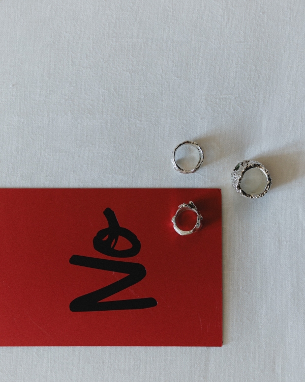 Интервью с невестой о свадьбе в эстетике