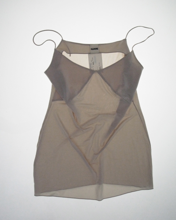 Тренд на прозрачность создан для жаркой погоды.