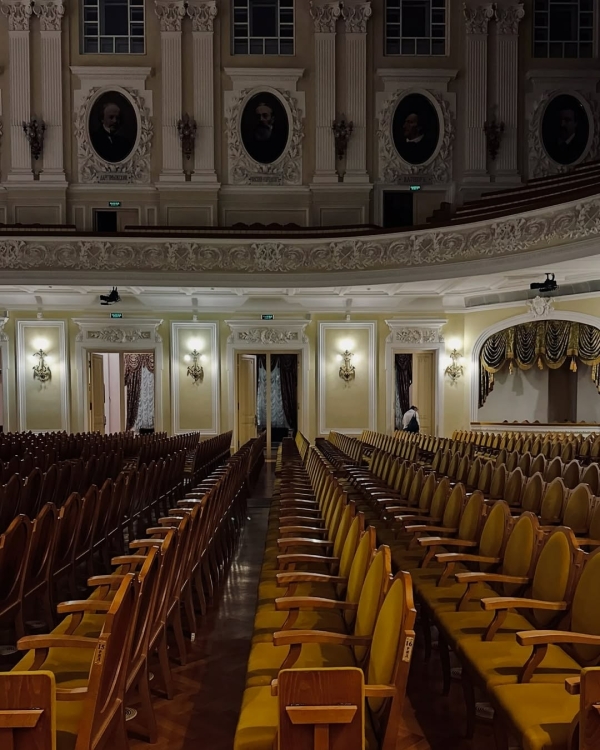 «Король папарацци» в МАММ, «Черешневое меню» в