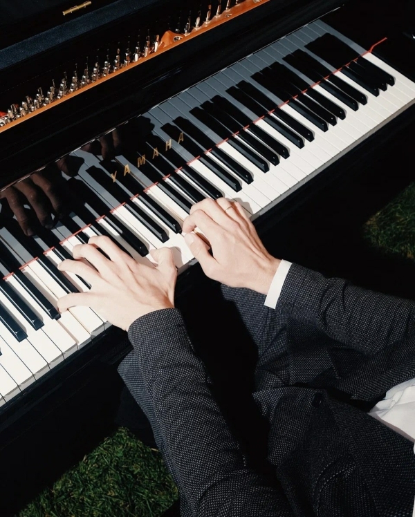 Интервью с невестой: о свадьбе на заднем