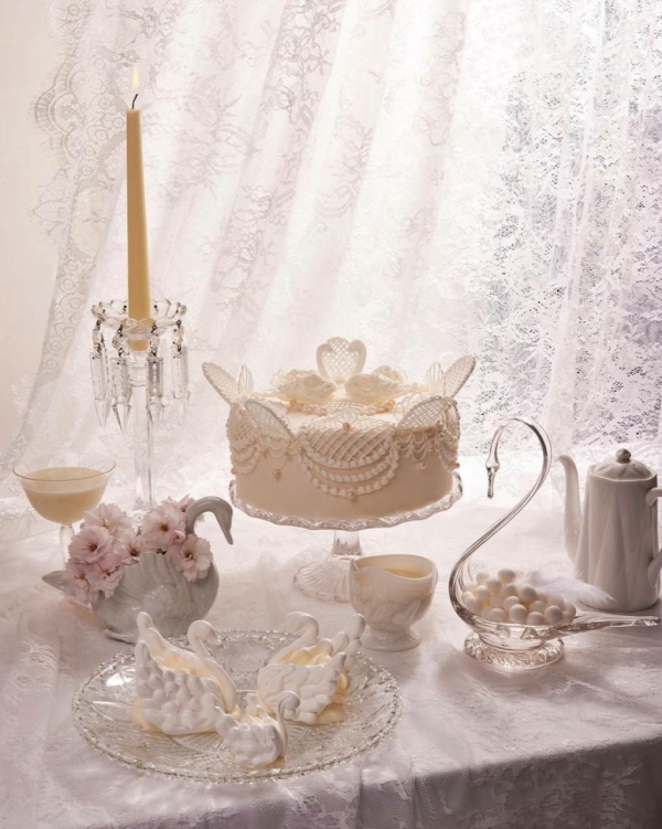 Приплыли. Лебеди в свадебном декоре — трендовая отсылка