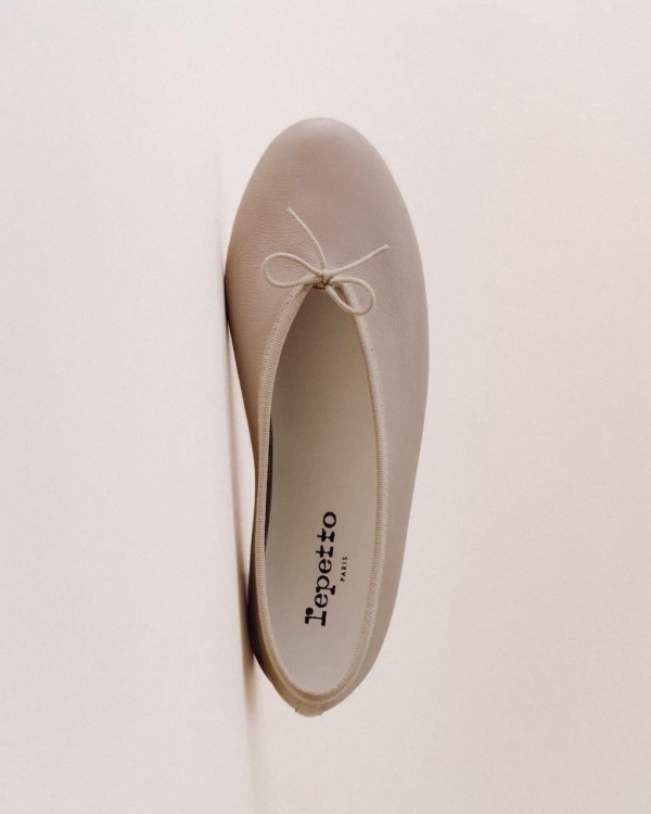 Балетки — лучшая летняя обувь для невесты