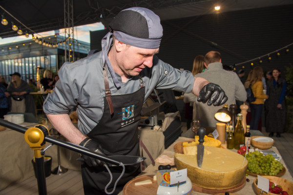 #SHELKmustgoon: презентация для друзей из event-индустрии