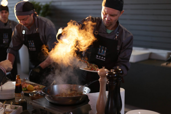 #SHELKmustgoon: презентация для друзей из event-индустрии