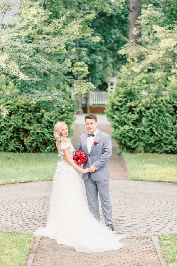 Нити судьбы: нестандартная идея для летней свадьбы