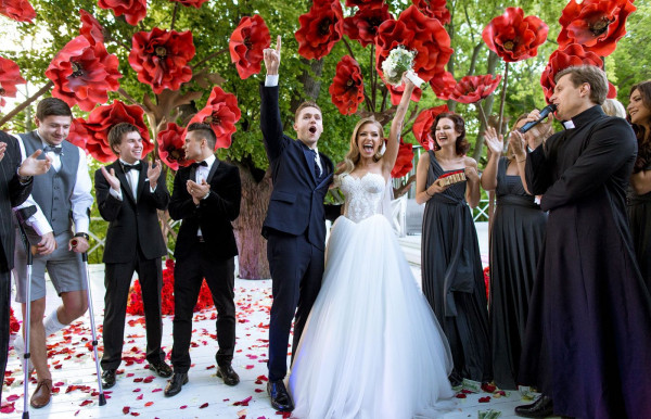 Звездный путь агентства SvadBerry: хронология свадеб знаменитостей