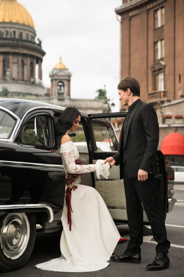 Звездный путь агентства SvadBerry: хронология свадеб знаменитостей