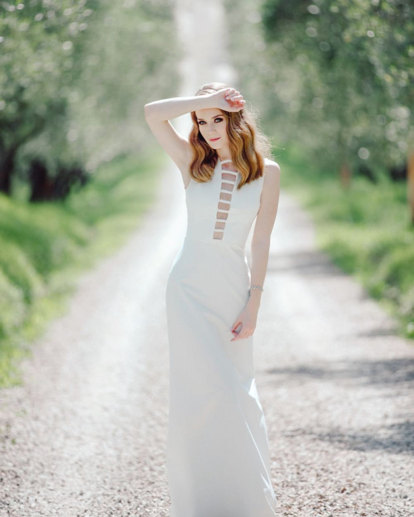 33 портрета невест в разных жанрах