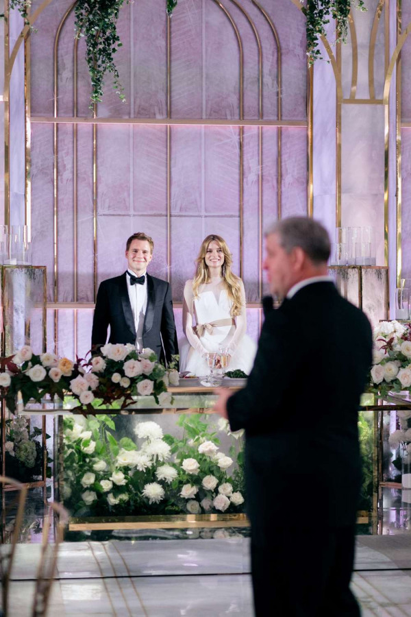 Цветы и искусство: 8 оформлений от About