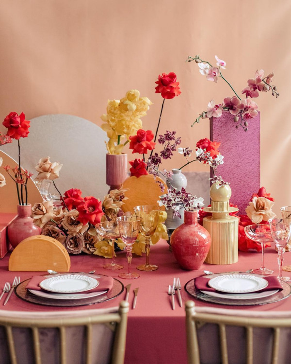 Цветы и искусство: 8 оформлений от About