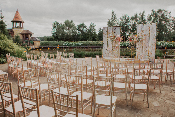 Цветы и искусство: 8 оформлений от About