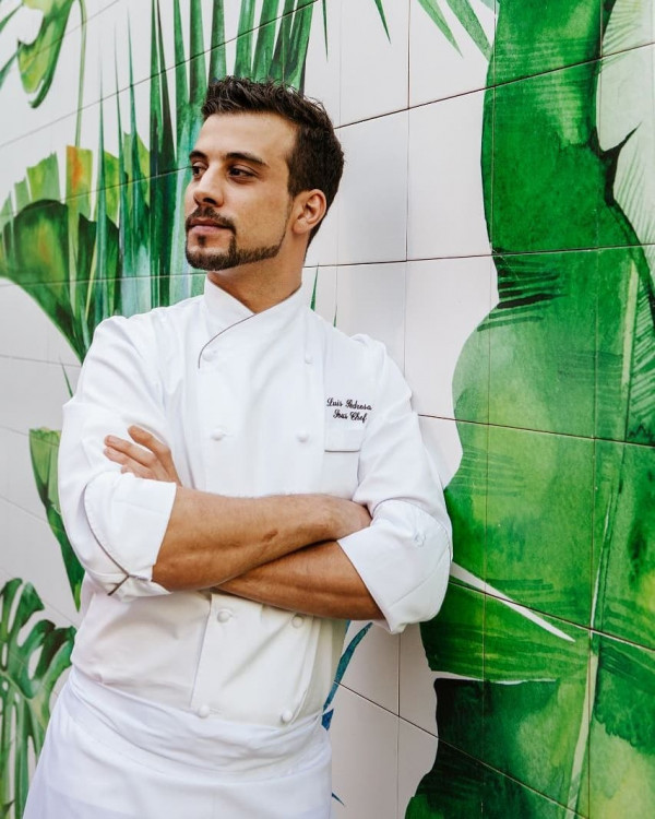 На крыше отеля The Ritz-Carlton открылась обновленная