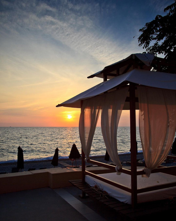 Куда и когда можно поехать в отпуск