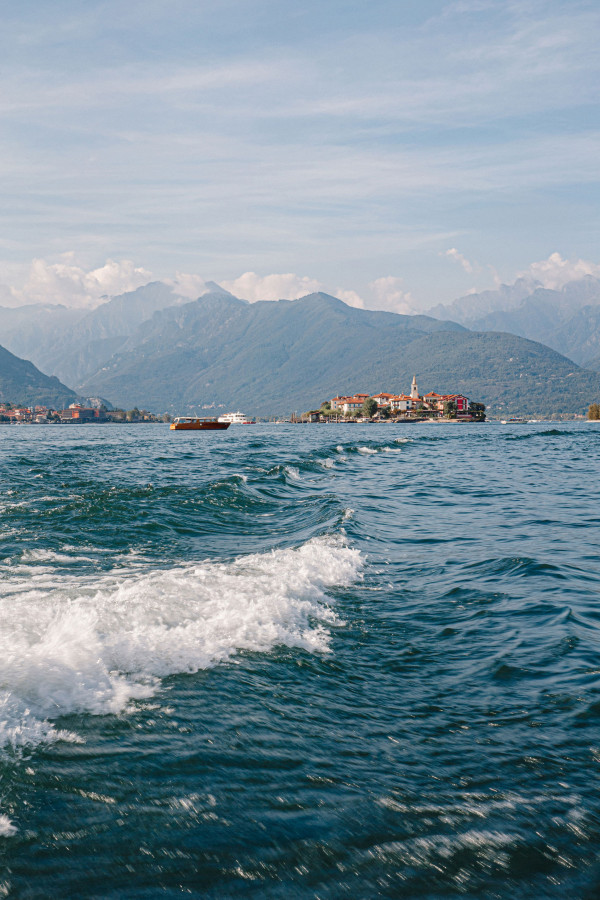 Элегантная свадьба на озере Лаго-Маджоре в Италии