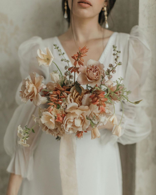 Самые красивые свадебные даты 2020 года