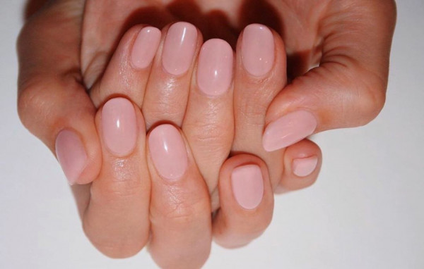 Какой маникюр сделать после карантина? Вот 8