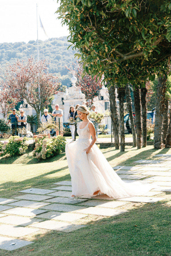 Элегантная свадьба на озере Лаго-Маджоре в Италии