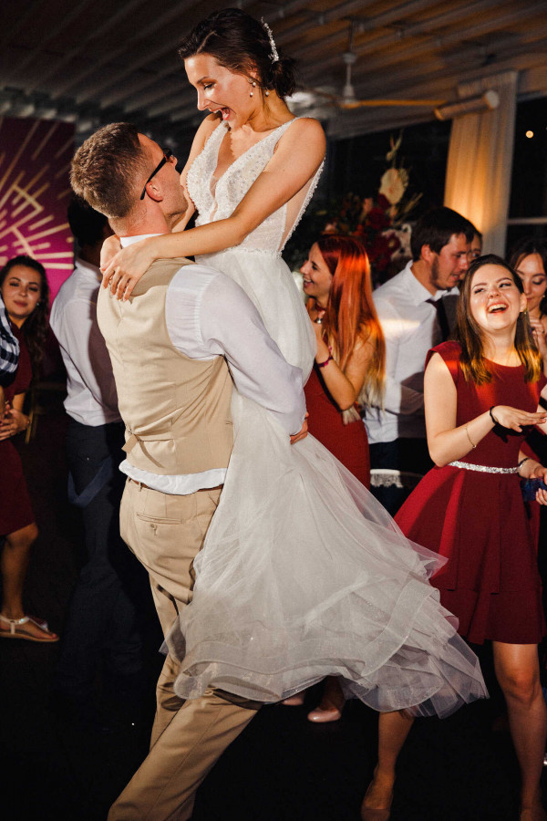 Ослепительная свадьба в Черногории