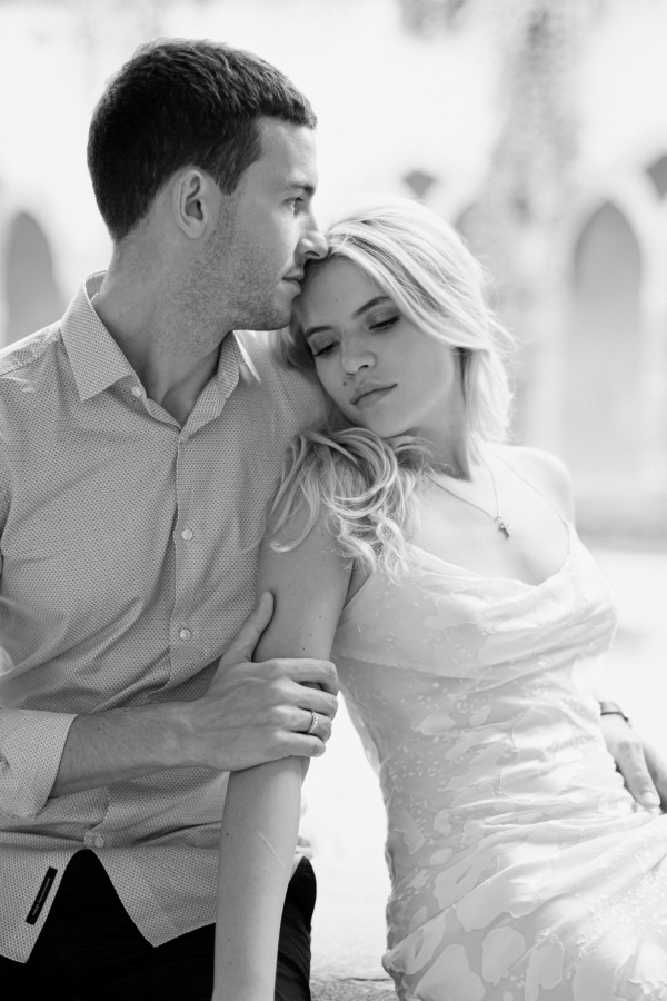 Уютная свадьба с церемонией на берегу Тирренского