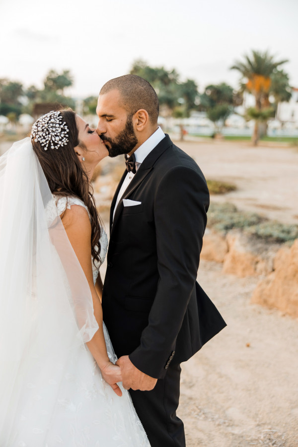 Колоритная свадьба на Кипре