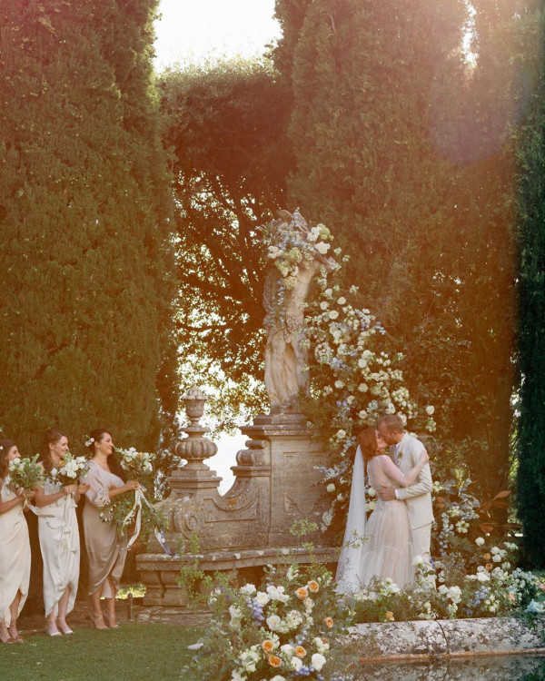 Самые красивые свадебные даты 2020 года