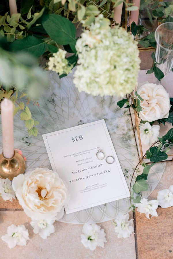 Нежная и цветущая свадьба в Подмосковье