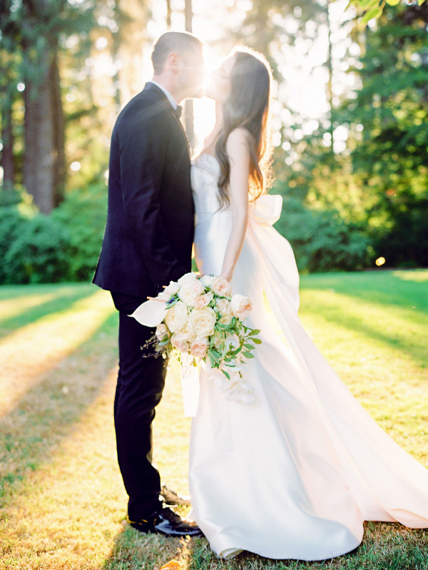 Яркая свадьба в Сиэтле с ужином на