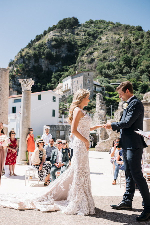 Свадьба в Амальфи с романтичным ужином в