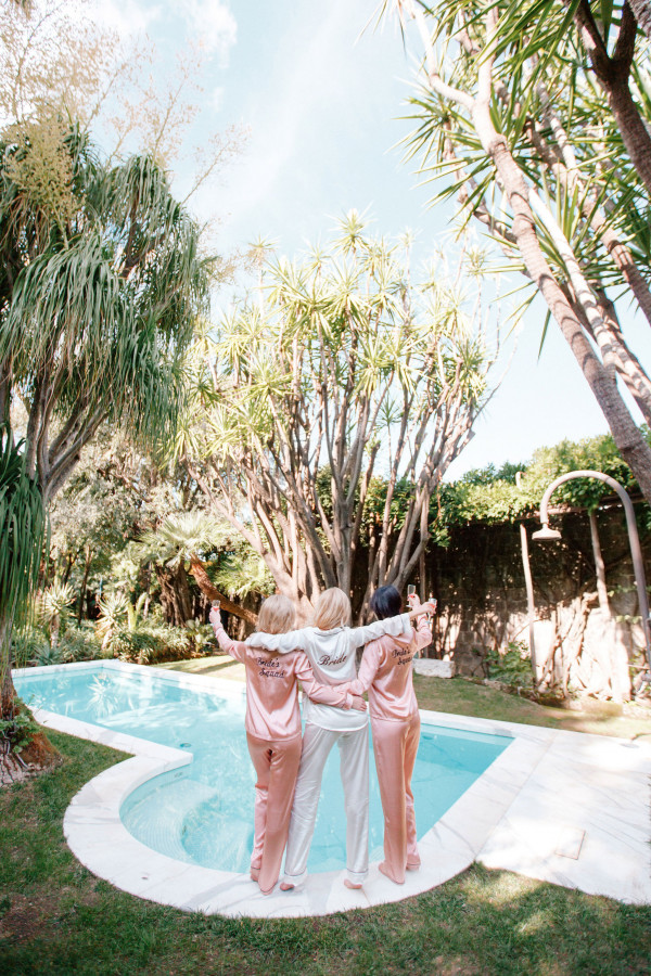 Уютная свадьба с церемонией на берегу Тирренского