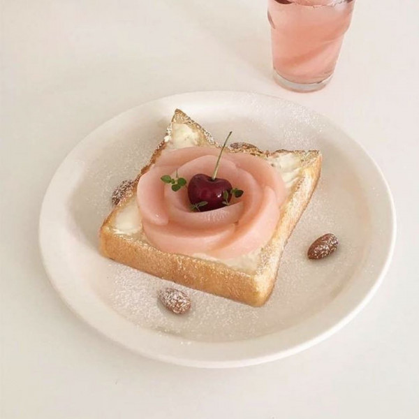 «Инстаграмные» сладкие тосты для девичника