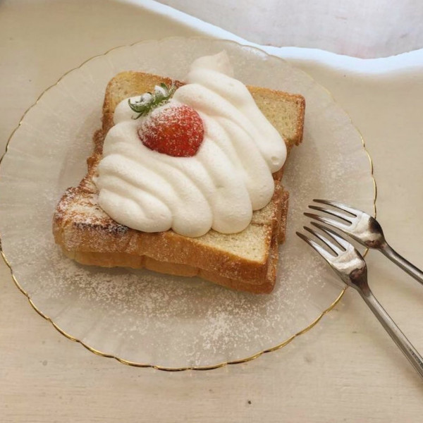 «Инстаграмные» сладкие тосты для девичника