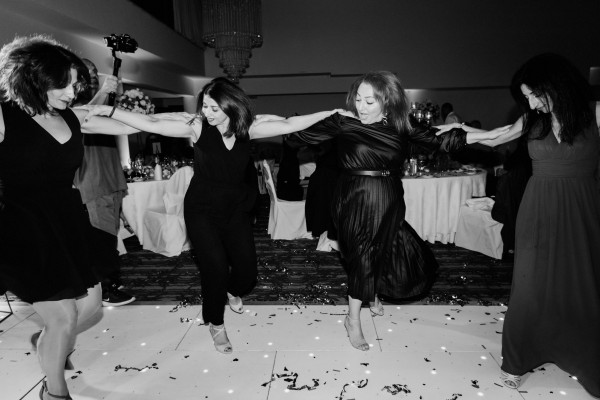 Колоритная свадьба на Кипре