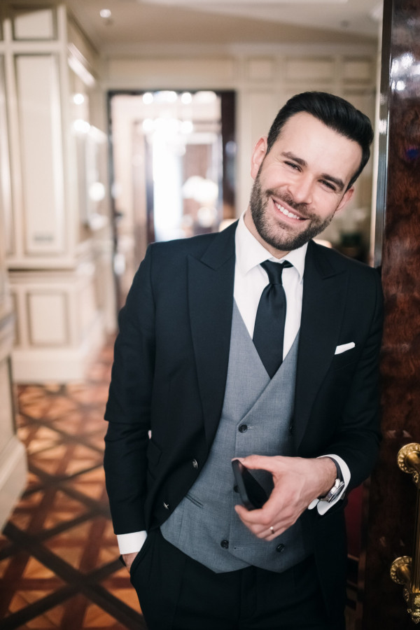 Ведущие Дмитрий Кохно