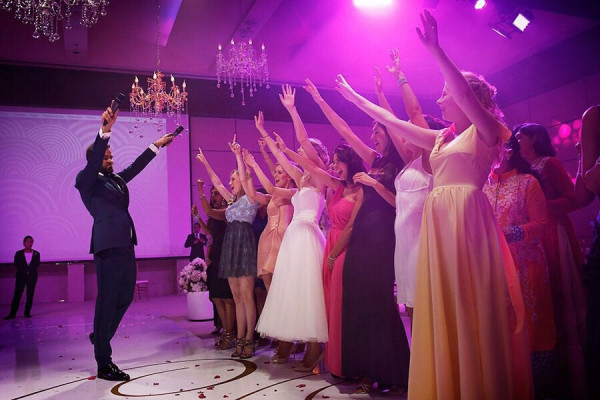 Ведущие Дмитрий Кохно