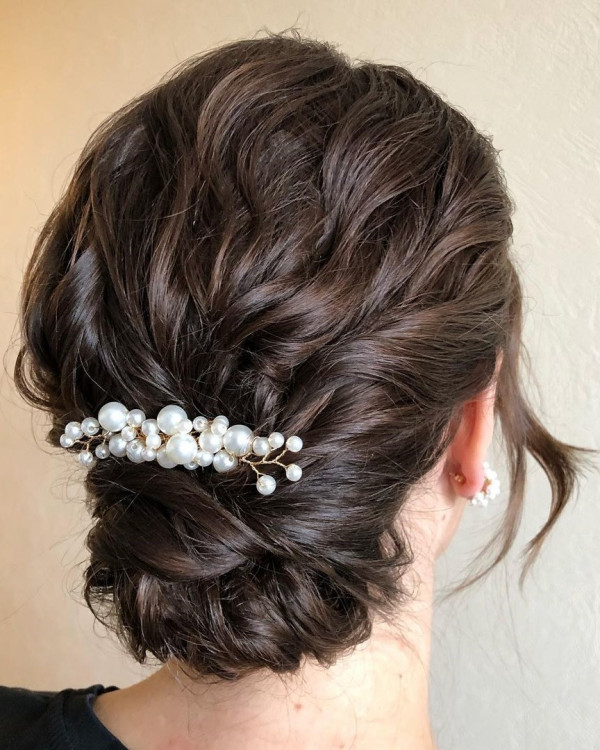 Свадебные прически с собранными волосами: 7 идей