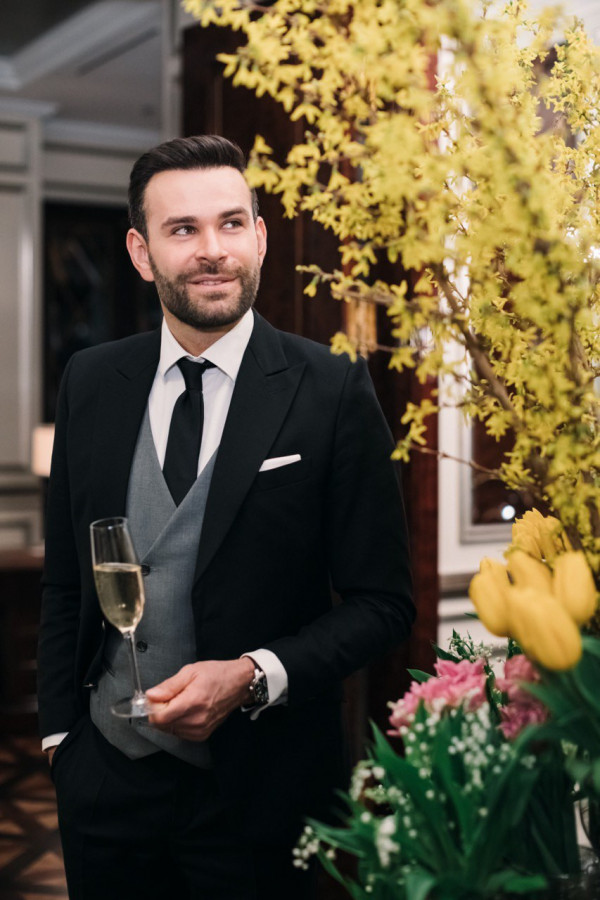 Ведущие Дмитрий Кохно