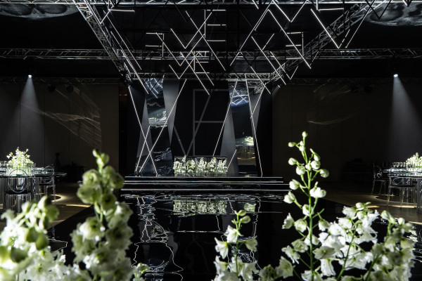 Декораторы Фанина Открытка