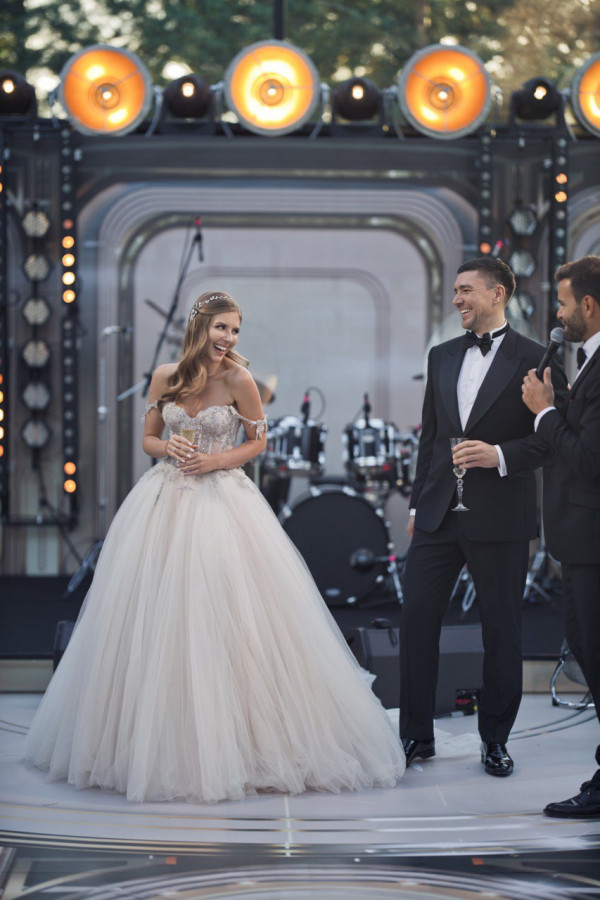 Ведущие Дмитрий Кохно