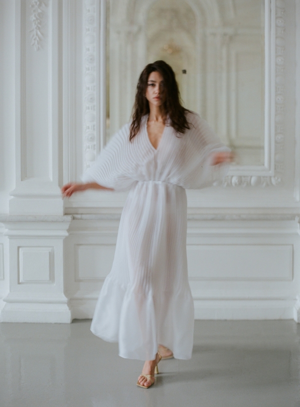 Стильная свадебная съемка в эстетике фильма «Дом