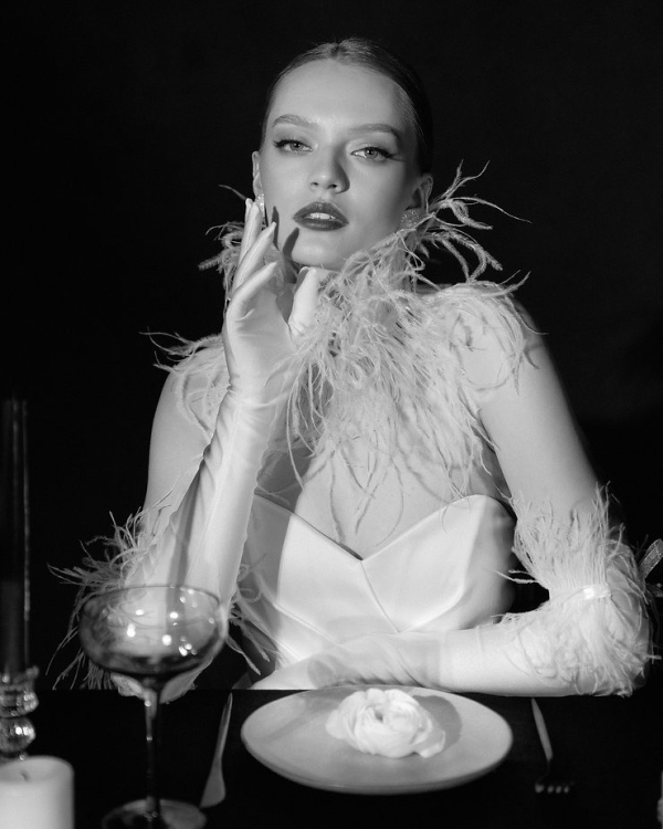 Аксессуары с перьями, которые нужны каждой невесте